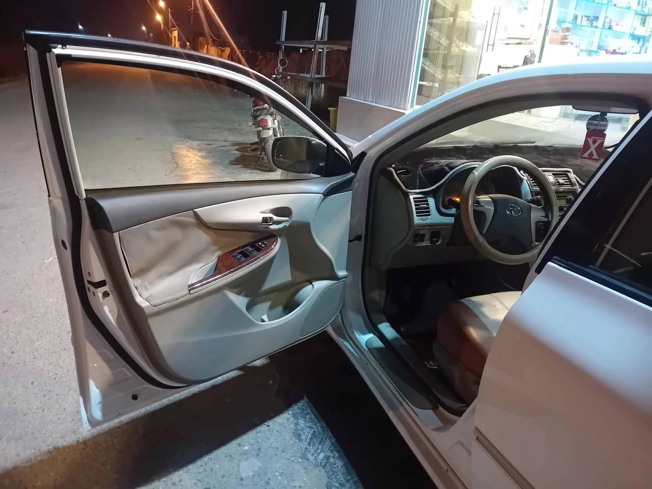 كورلا خليجي ٢٠٠٩ رقم ديالى محرك ١٦٠٠ تبريد شغال السعر ١١٣ وبيها مجال للشراي ***********
