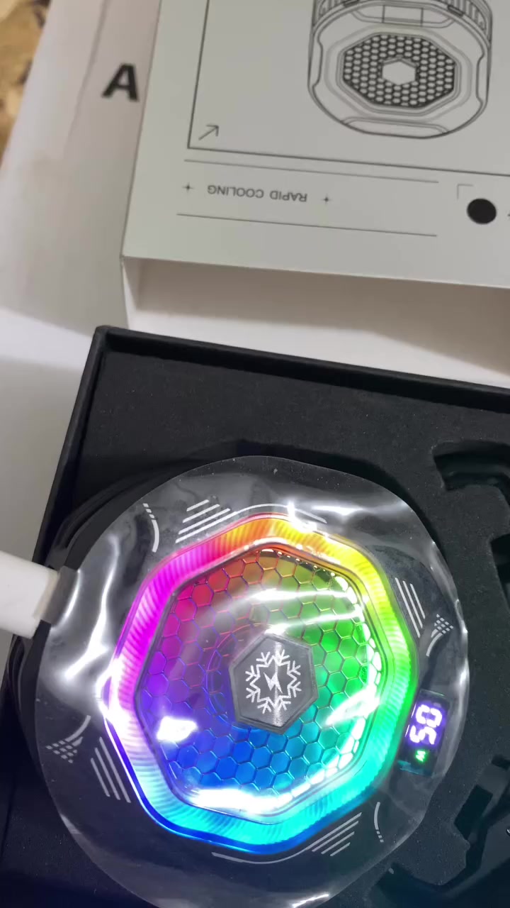 تبريد فريز ثلج مغناطيسي لجماعه الألعاب هم يحافض على جهازك من حراره  جماعه الألعاب (الآيفونات) هذا يفيدكم سعر ٢٥  ألف ويوجد توصيل جميع مخافضات العراق


**إذا كنت صاحب هذا الإعلان وتريد حذفه لأي سبب، رجاءا أرسل رسالة إلى الدعم الفني**