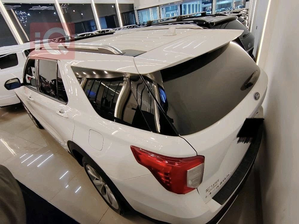 للبيع فقط 
فورد اكسبلورر بلاتينيوم 2021 سته سلندر  v6 3.0L 
وارد امريكي حادثها دعاميه خلفيه تبديل بدون صبغ
رقم اربيل باسمي

البلاتينيوم معروفه مواصفاتها اعلى فئه بالاكسبلورر 
المواصفات الخارجيه
خمسه كامره 
حساسات امامي وخلفي وجانبي 
رادار امامي وجانبي وخلفي 
تحديد مسار 
قياده شبه اليه
نزول منحدارات 
فور ويل
5 وضعيات قياده اقتصادي طبيعي سبورت ثلج طين 
اوتو ستوب 
اوتو بارك 
اوتو بريك 
اوتو هولد  
هاند بريك كهرباء 
ستيرن كهرباء 
لايت امامي كهربائي ماطور ويه الستيرن 
المري الجانبيه كهرباء 
اناره ترحيب بالمري وبالدوسه 
المواصفات الداخليه 
شاشه كبيره ابل كار بلي انرويد اوتو 
كشنات جلد 
كشنات تدفئه وتبريد ومساج 
كشنات السبعه راكب كهرباء 
بردات خلفيه 
كشنات اماميه خزن ميموري 
المري جانبيه والووسطه اوتو دم معتمه 
مواصفات كابله مابيها اي شي نقص 
مكفوله كير ومحرك وتبريد 
كشرها وداخلها جدا نضيف 
تخم تاير برجستون ياباني جديد 
سياره مال جنايه 
اخواني رجائا هذي السياره بلاتينيوم لحد يقارنها اباقي السيارات وجديده جدا وحادثها كلش بسيط 
مكان السياره بغداد 
للاستفسار ***********
