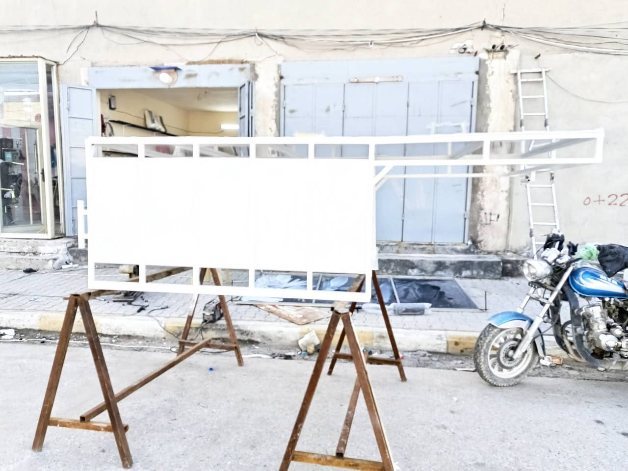 محجر تسكام كامل 150الف دينار واكو بس حديد ب75وبي مجال.  محجر كامل. سكف لايلون مصطبات اكو وساعارهن كلش حلوه مكان
نجف حي العسكري كبل شارع المكرمه *********** وبخدمتكم #150الف محجر كامل عرض مده محدوده شباب لحكو لا يخلص العرض
