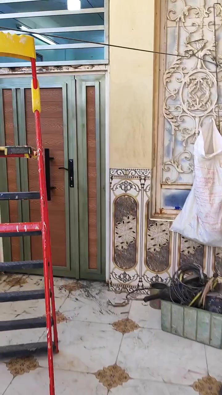 مستعدون لعمل كافه انواع الحداده من الابواب والشبابيك والواجهات البوردكس والبورسلين ميكانيك 
عنوان الورشه فضليه ونعمل جميع مناطق الناصريه 
واتساب، ***********
