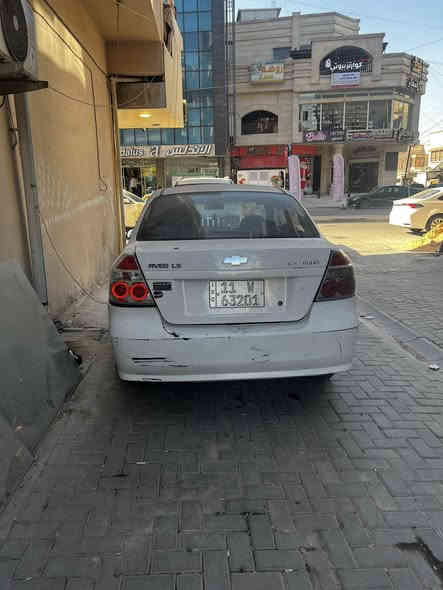 سلام عليكم للبيع افيو 2010خليجي بيها ا ‏ثلاث قطع صبغ أم تختخةبيها مضروب الجاملغ عله الحطه رقم الجديد بسمنه السعر 63 مكان السياره بغداد الاعظمية  رقم الهاتف ***********
