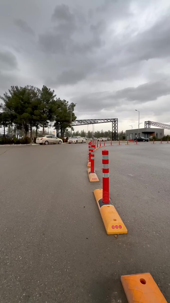 پێشانگایەکی فراوان بۆ کرێ،
لە شوێنێکی سەرەکی و بینراو — گونجاوە بۆ پێشانگای ئۆتۆمبێل 🚗

ئەگەر دەتەوێت کاروبارەکەت بڕواتە ئاستێکی بەرزتر،
ئەم شوێنە هەنگاوی یەکەمی سەرکەوتنە.

هەلێکی وا هەمیشە دووبارە نابێتەوە…
پەیوەندی بکە و دەستپێبکە 🔥🔑

📞 0771 963 5552
