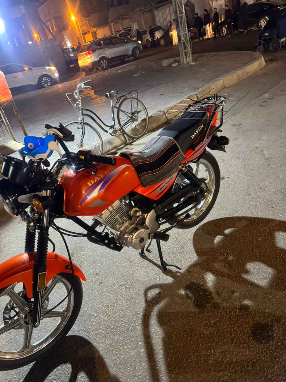 سلام عليكم دراجه ديون موديل 24 صارله شهرين من طالعه من للمعرض لبيع مستعجل توصل عل رقم***********
