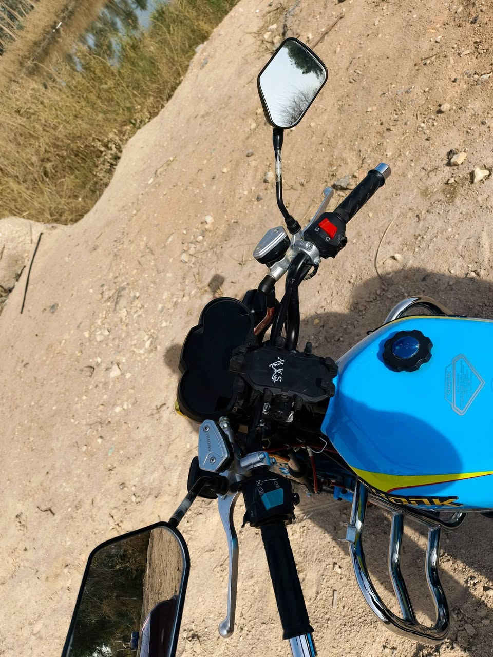 سلام عليكم
سيڤان 5 گير موديل 2025
اوراق سكنر✅
محرك 150 cc
تشغيل عن بعد بيها سويچ 2
وتشغيل نص نگرة سلف
وتشغيل هندر 
كله شغال كهربائيات شاشة عداد 
دبل عمبار كلتج وبريك امامي دبل دسك 
دراجه جديده ما مبدل بيها برغي  استعمال قليل من البيت للشغل سبانه ماطاختها ودهن امزويل اديرلها ✅
على وضع الشركه فقط شادلها درع مال رجلين وستاند موبايل  وصندوگ 
قفلها ب850 ✅🔒⚠
مكان نجف مناذرة🔺
واتساب فقط
 ‏‪***********‬‏
