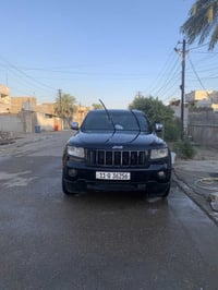 كراند شيروكي • ٢٠١١ • ٣٦٠٠ ٦ سلندر