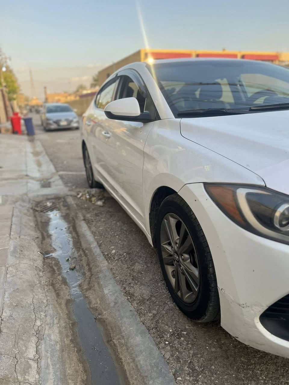 السلام عليكم
النترا موديل 2017 وارد امريكي
سونار موجود بلصور ضرر صندوق وجاملغ خلفي السعر 118 وبيها مجال
العنوان ديالى
للاستفسار
***********
