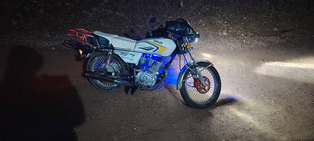 السلام عليكم
دراجه تايكر سونك موديل 25 بدون سلف 
 انضف من الصور 
شرط كير ومحرك ما مفتوح 
كهربائيات شغاله 
كله بلادي وضع شركه
سعر 700 قفل 
الهاتف ***********
