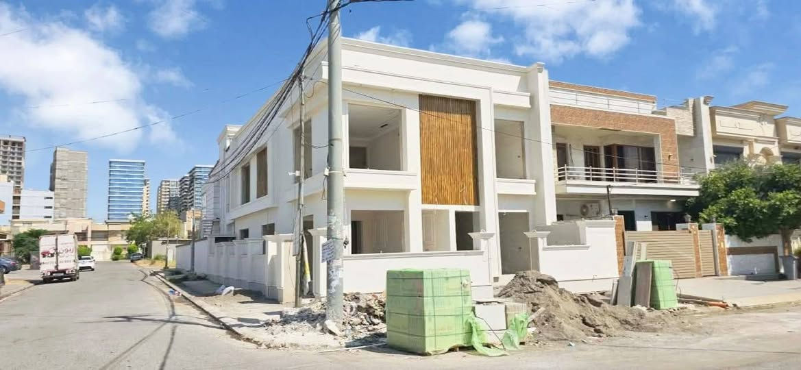 🏡للبيع بيوت فارغة زيرو/مستعمل🏡
أربيل/شارع100/المربع الذهبي/بارك32
4غرف200متر/5غرف250متر
للتواصل واتساب***********
