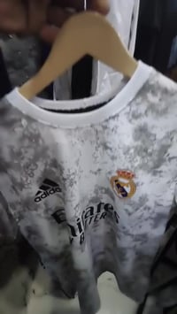 تنزيلات • ملابس • ناحية الامام