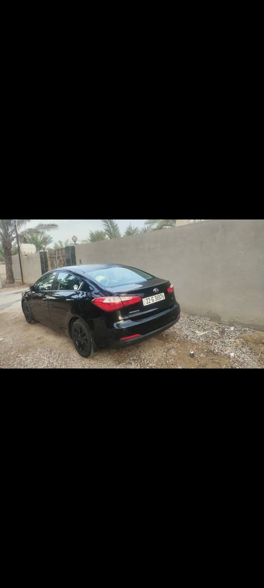 سيراتو موديل 2014 رقم اربيل الجديد سنوية لل2029 باسمي سيارة قطعتين تبريد وحساس امامي وخلفي اشاير مري كهرباء محرك وگير مكفولات وهذا سونارها بدون تبديل سعر115 وبيها مجال ***********
