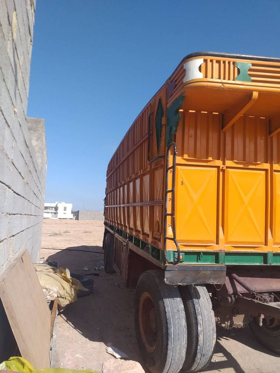 للبيع عربانه ***********
