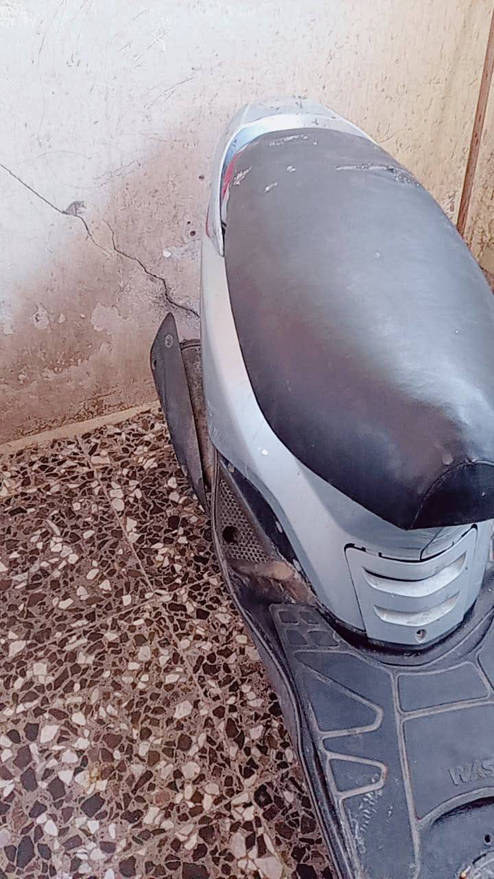 سلام عليكم شباب دراجه بريز للبيع كايمه ب 350 بيها مجال قليل مكان بغداد مدينه الصدر ***********
