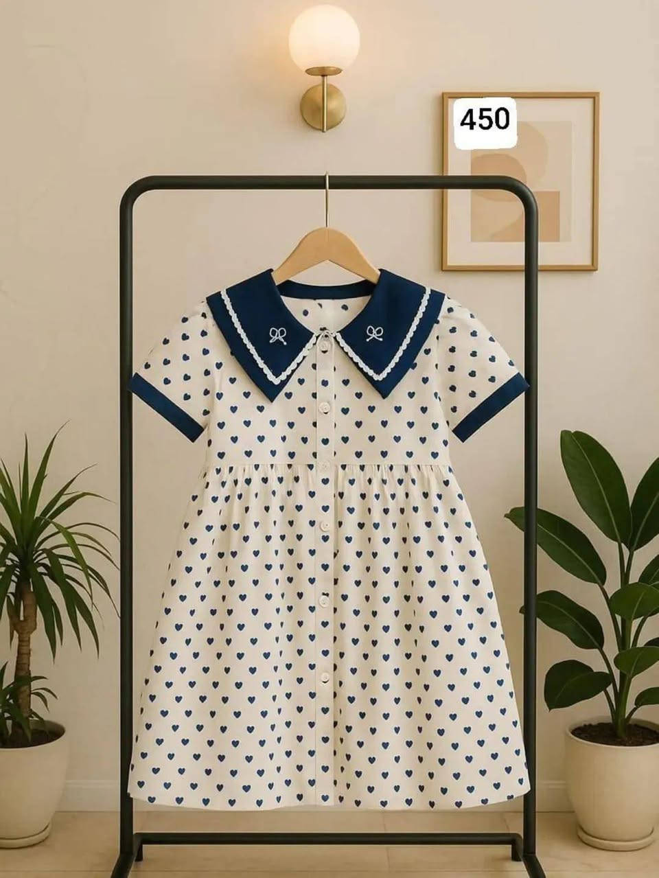 فستان كيوت 😍
القياسات من 5 الى 11 سنه 
السعرر 10 الف ☑
يوجد توصيل 🚗🚗


**إذا كنت صاحب هذا الإعلان وتريد حذفه لأي سبب، رجاءا أرسل رسالة إلى الدعم الفني**