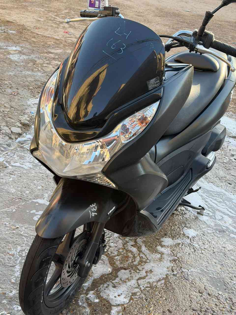 السلام عليكم لبيع او مروس بحدث منها pcxجيل الأول مديل 16 مال رمبه مكفوله عامه قبل شهر نزلتهه من كلشي محرك 150ماشي 24الف  السعر 15وبيهه مجال لشري رجان لمو شراي لايكسر بحلال لعالم المكان بغداد مدينة الصدر الرقم ***********
