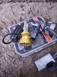 ثنينهن • خوذة