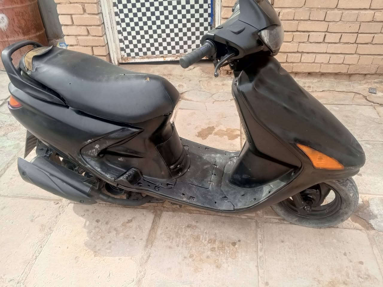 دراجه فراشه للبيع السعر 350وبيه مجال مكاني ابو صخير ***********
