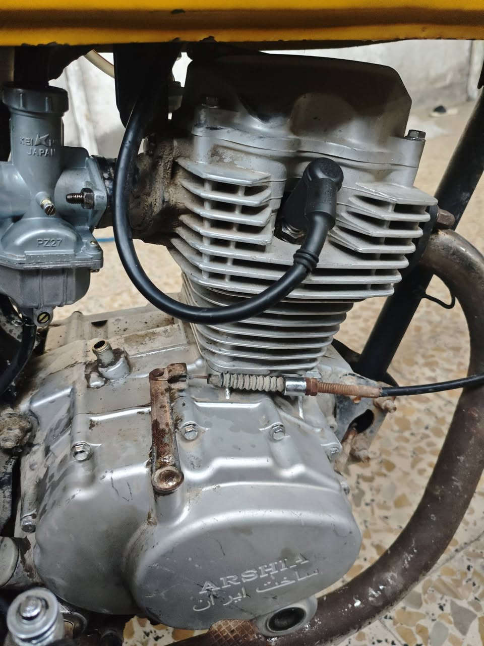 السلام عليكم دراجه مال حجز البيع  كلشي بيها جديد دبلات ستيرن يدات وير سكليتر كابريتر شفتات هندر كلشي عده التانكي والويله الدراجه مامفتوح بيها برقي كلك كلك مكفوله من سرقه السعر ٢٣٠ وبيها مجال ..***********
