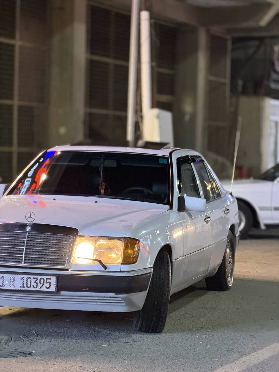 السلام عليكم مارسدس دب
للبيع او مراوس بجامبوو 
موديل 1990 محرك بلادي 300 عنكبوب محرك كير شرط 
صدر امامي خلفي السياره خير من الله تبريد 
سلايت روف طكتين دبل مروحه مصبوغه حزام بيها طخه بجاملغ السايق جواهاا تخم تاير جديد مكاني صلاح الدين تكريت للستفسار ***********
