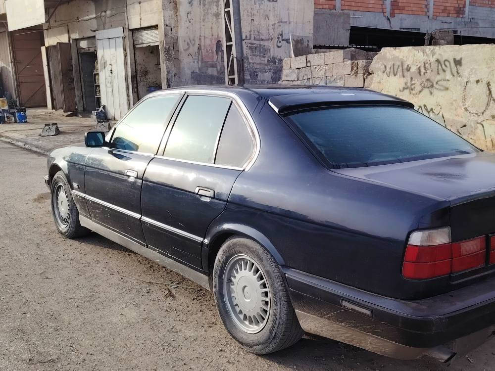 موديل 1993كير عادي محرك كبس رقم أربيل جديد كير محرك كهربائي تبريد شغال شرط مابي حادث لاكصَ ولا ضربه شرط الفح
ص *********** طوز, صلاح الدين
