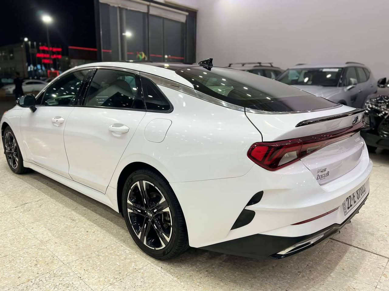 كيا k5 موديل 2021 وارد امريكي
مواصفات Gt-Line فور ويل (AWD)
حادث امريكا 3 قطع
تبديل جاملغ السائق و صبغ+ تصليح البنيد و صبغ+تصليح خفيف في الجاملغ الخلفي و صبغ
للتفاصيل اكثر : ***********
مكان السيارة النجف الاشرف
