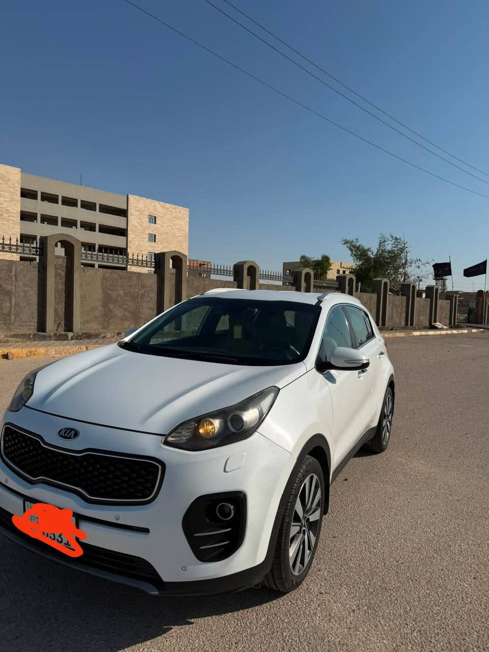نللبيع فقط سبورتنج مديل 19فول ماعدا الفتحه خليجي جاهزه كفاله عامه فقط بارد تحت قبق البانزين 
رقم بغداد دولي السعر 180 ورقه العنوان كربلاء 
***********
