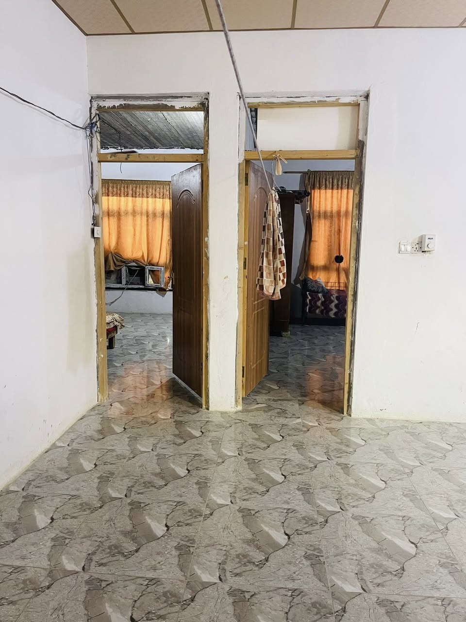 #للبيع
بيت مساحته 210 متر طابو ملك صرف 
الموقع // ديالى بعقوبه تقاطع الساده نهر الشيخ 

البيت بناء حديث 
استقبال ومطبخ وصاله وصحيات وثلاث غرف 

السعر ب 70 وبيه مجال 
للاستفسار الاتصال بلرقم 
او مراسلتنا عبر الواتساب 
***********  ابو سيف 

للنشر على الصفحه يرجى مراسلتنا عبر الواتساب 
***********
#عقاراتي #اخبار #بيع #قطعة #اكسبلور #عقارات #للبيع #بيت
