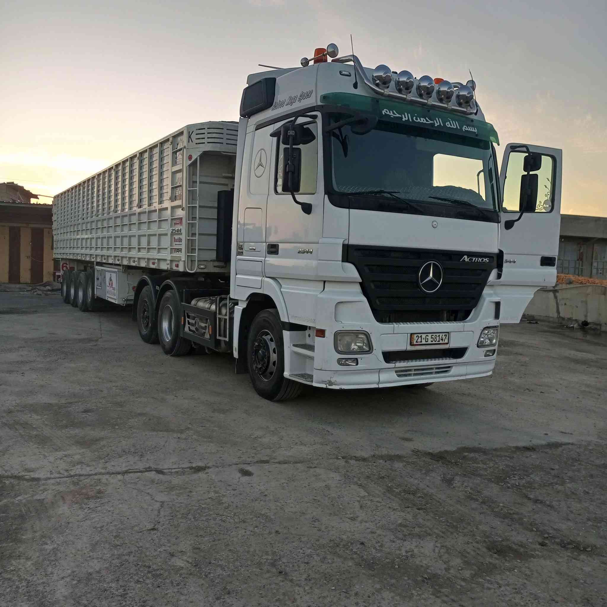 اسلام عليكم البيع اكتروز 2006
تخم تاير جاهزه من كشي تدفاء تريد رتايدر مثل مابصوره مكانه صويره سعر 655   

‏‪***********‬‏
