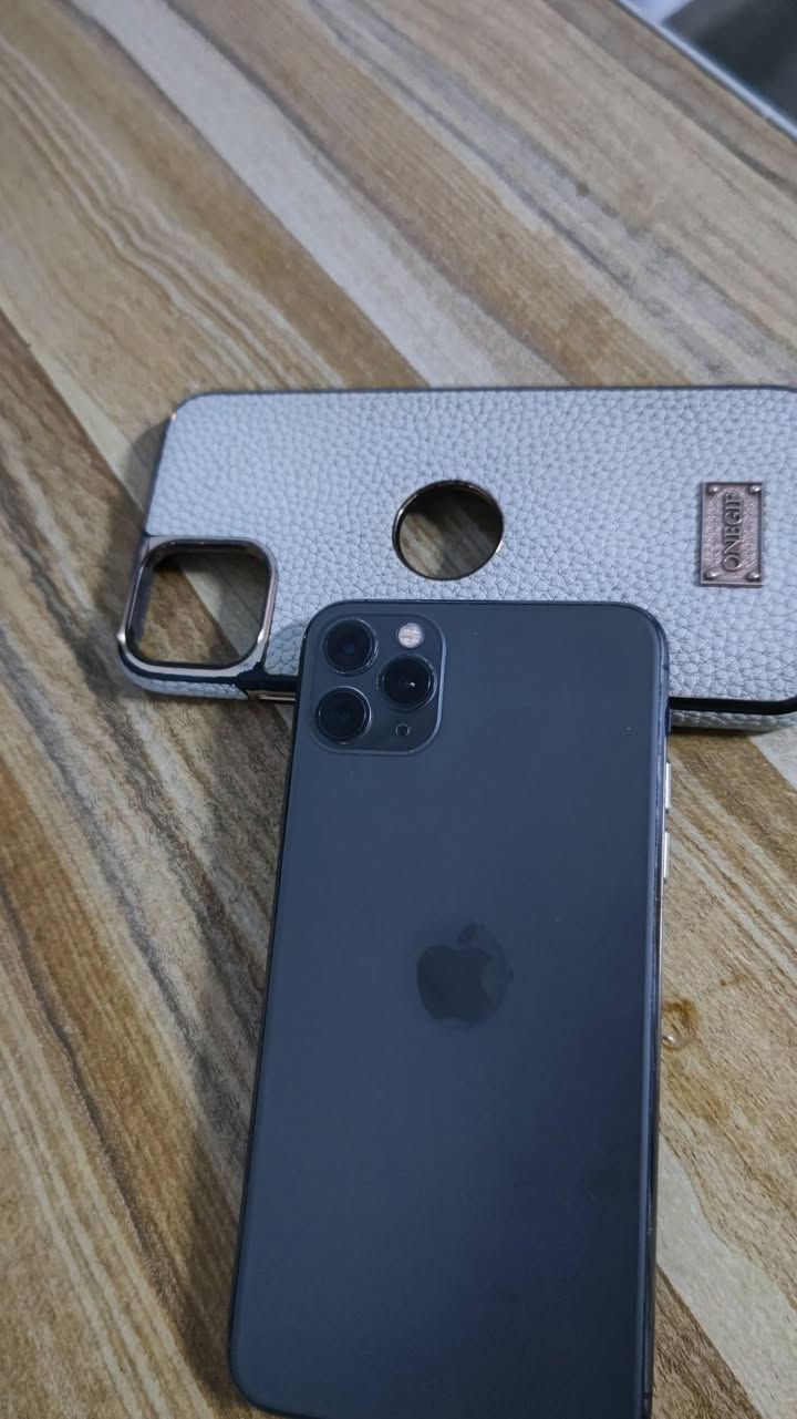 11برو ماكس 
مبدل بطاريه 
مبدل شاشه 3خيارات
250 قفل


**إذا كنت صاحب هذا الإعلان وتريد حذفه لأي سبب، رجاءا أرسل رسالة إلى الدعم الفني**