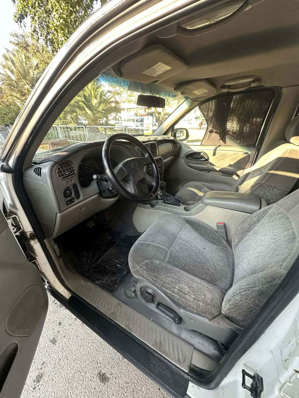 السلام عليكم
بلايزر للبيع 2003
رقم اربيل 
قطعتين صبغ
محرك وكير كفالة شركة
كهربائيات بلادية بدون جطل
ماشية 153
فور ويل شغال
سيارة جاهزة 
السعر (90ورقة)
بغداد الحرية 
***********
