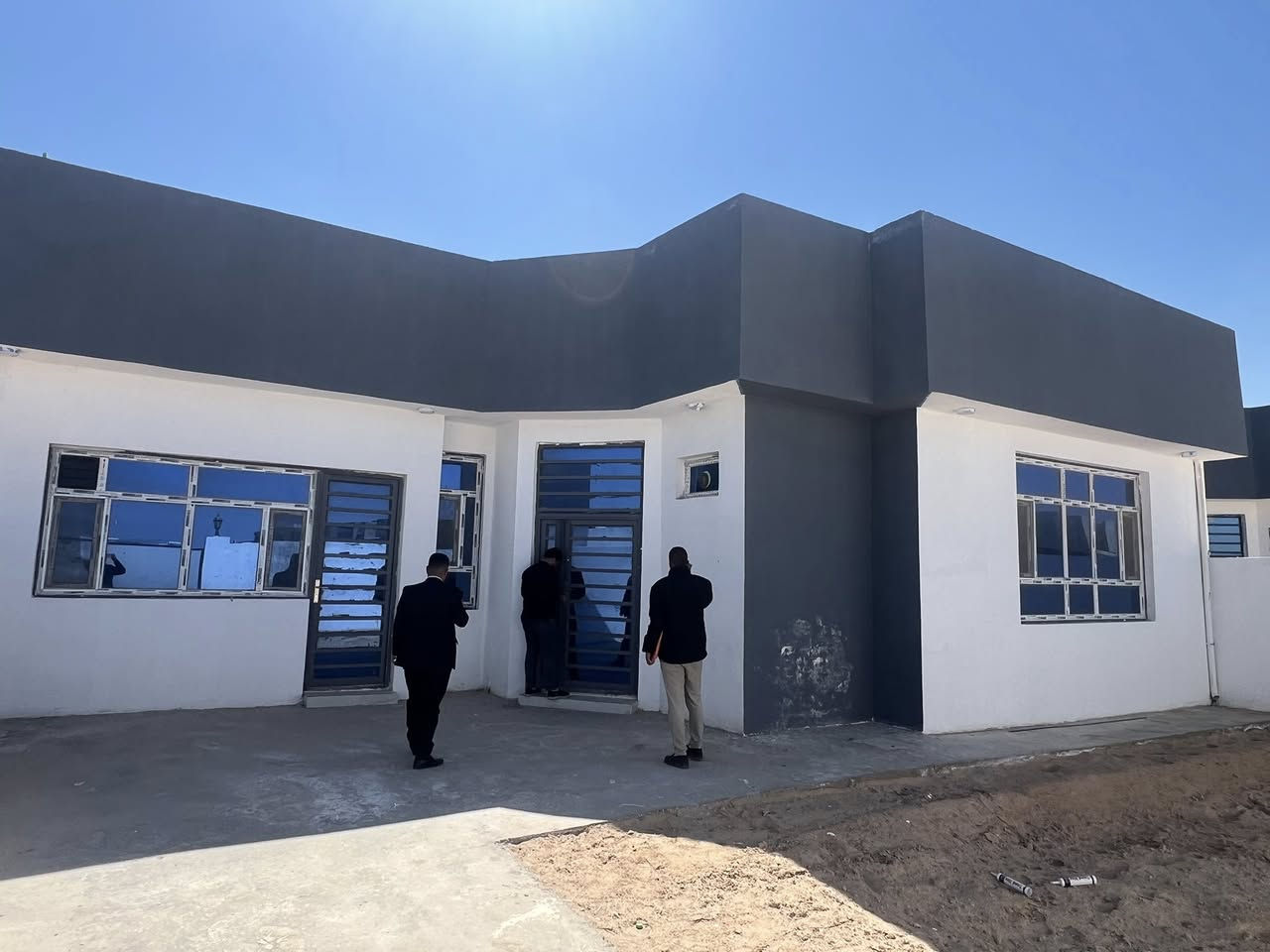 بيت للبيع في مجمع ما بين الحرمين  موقعه مييز حلو
سند ابسم صاحب البيت 

تحويل مباشر 

نموذج الماسيه

موقع تجاري 

ركن... شارع ٢٠... مقابل الخدمات

السعر 146

غير مطلوب 

مشترينه نقد 

جاهز لسكن تستلم مفتاح

الاتصال على الرقم

***********
