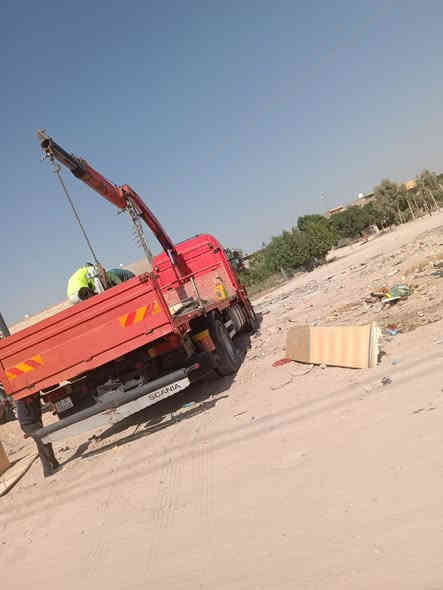 كرين سكانيه  موديل 2006مكفوله  كرين ٦طن ٣سلايت  لبيع ***********
