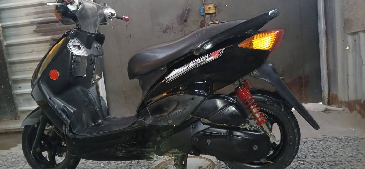 دراجه سكنس نثيه ١١٠كله شغاله كهربائي سلف هندر قفل جنطه ليت عالي ناصي هورن طوفه شغاله تايرات أمامي وخلفي جديد مكينه نضيف مابيه نضوح مراوس بسكنس فحل اوبيع السعر ٥٠٠الف بغداد الزعفرانيه بغداد, العراق


**إذا كنت صاحب هذا الإعلان وتريد حذفه لأي سبب، رجاءا أرسل رسالة إلى الدعم الفني**
