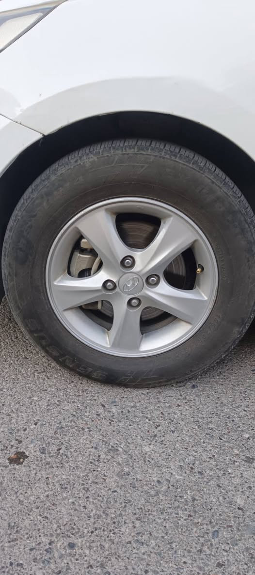 اكسنت 2012
الرقم ***********
