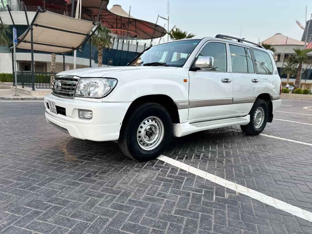 لاندكروز مونيكا ٢٠٠٣ محدثة ٢٠٠٧ كير عادي
سنويتها ل ٣١ رقم مميز رقم جديد
٦ سلندر قطرية رقم بابل بإسمي مكاني السماوة
مصبوغة حزام للجمالية - السعر ١٣٧
الشراي يخابرني وبي خير ويدلل والسيارة احلى من الصورة

للتواصل : *********** - السماوة
