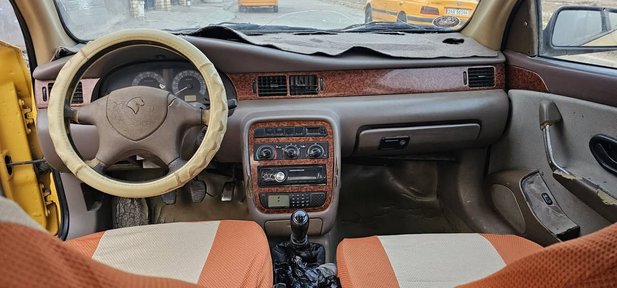 السلام عليكم
سمند موديل. 2012. مكفوله من الضربه والصبغ المكينه بيها خيط تبخير رقمها ميسان سنويتها ل 27.  راعيها جيراني
العنوان المجر الكبير .. ***********
***********،،،
