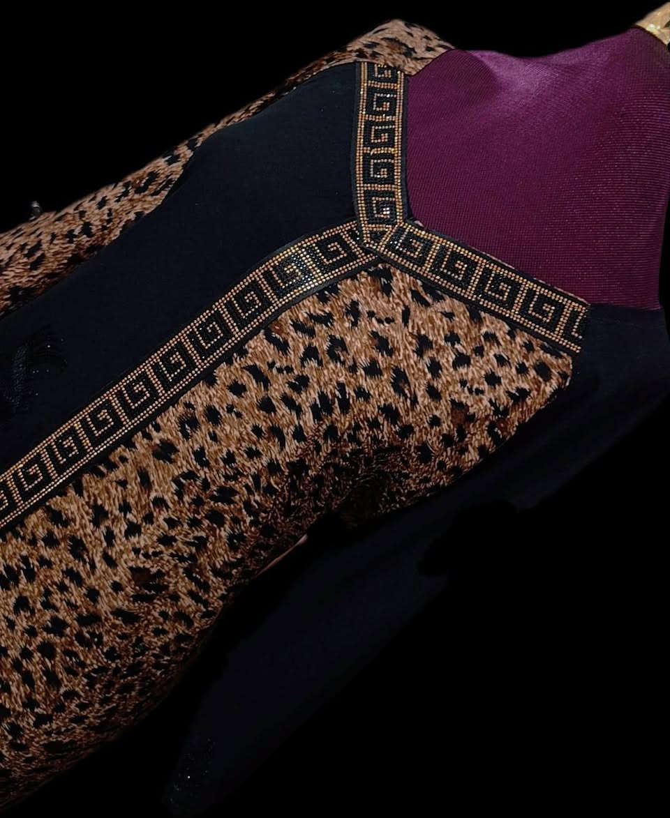 كشمير. تركي الوحده ب15 بس اذا 2ب25 قياس راهي جبير يلبس كل قياسات وذا بيها عرض طول او كصف نترتبها الكم
عرررررررض يفوتكم 😍😲😲😲


**إذا كنت صاحب هذا الإعلان وتريد حذفه لأي سبب، رجاءا أرسل رسالة إلى الدعم الفني**