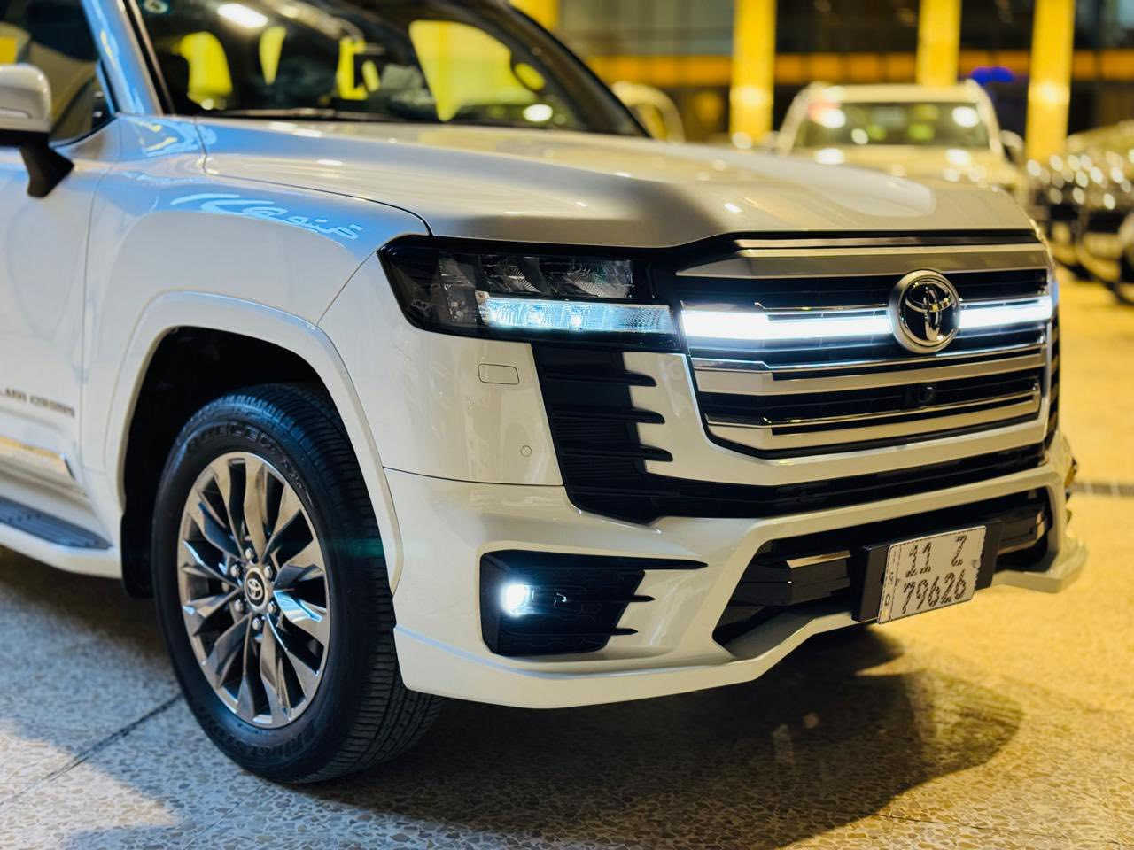 السلام عليكم للبيع او المراوس لاندكروز بريم اصليه باب اول 2024 GXR لمتدد توين تيربو
رقم بغداد 

ماشية 18 الف 

5 كامرات 

كشنات تبريد 

جنطة كهرباء 

السيارة مكفوله كفاله عامة بوضع الشركة 

مكان السيارة بغداد 

للاتصال // ***********
للاتصال // ***********
