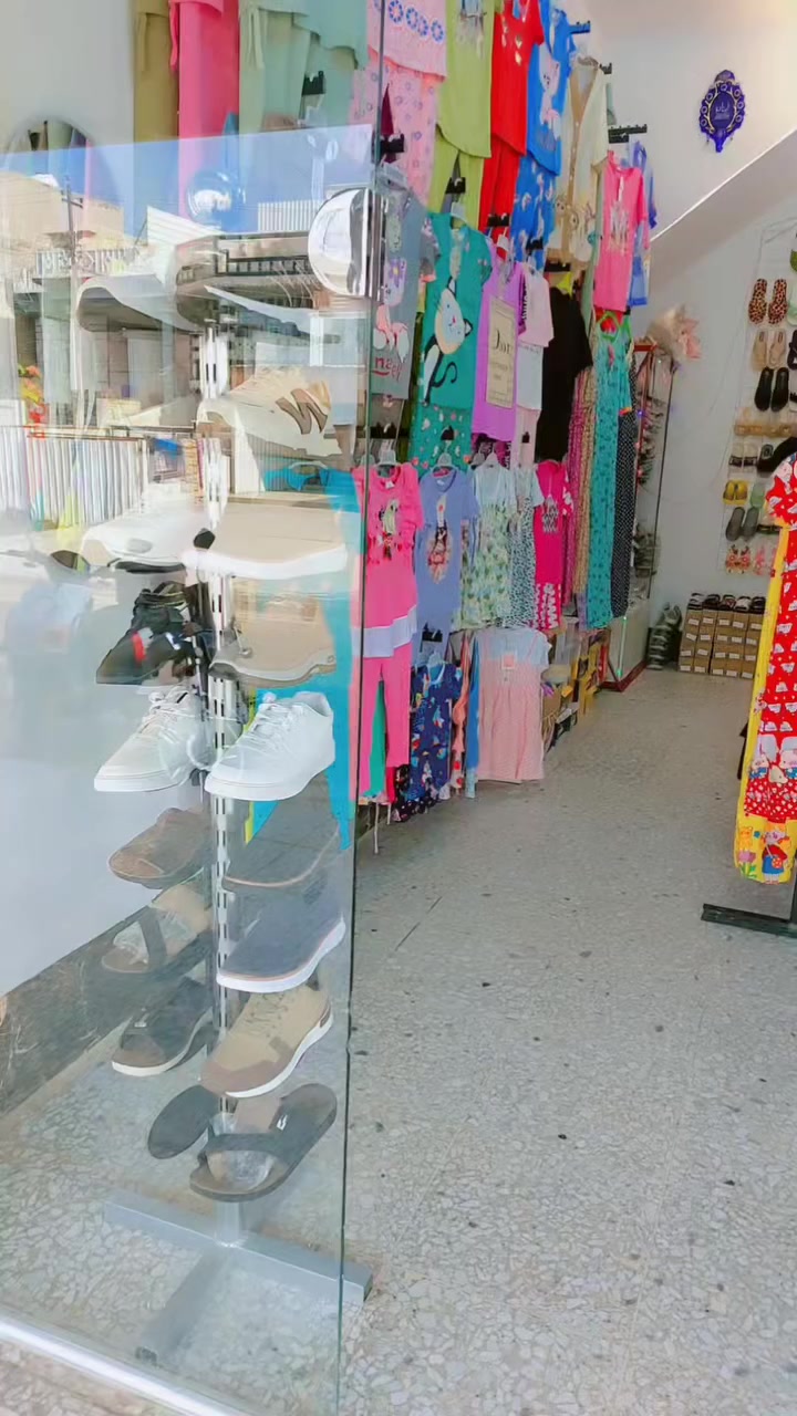 #سنتر الانتصار 
شارع 25
قرب جامع الرزاق 
مجاور أبو علي المضمد 
👕👗🧥👖👔🦺🥼👚


**إذا كنت صاحب هذا الإعلان وتريد حذفه لأي سبب، رجاءا أرسل رسالة إلى الدعم الفني**