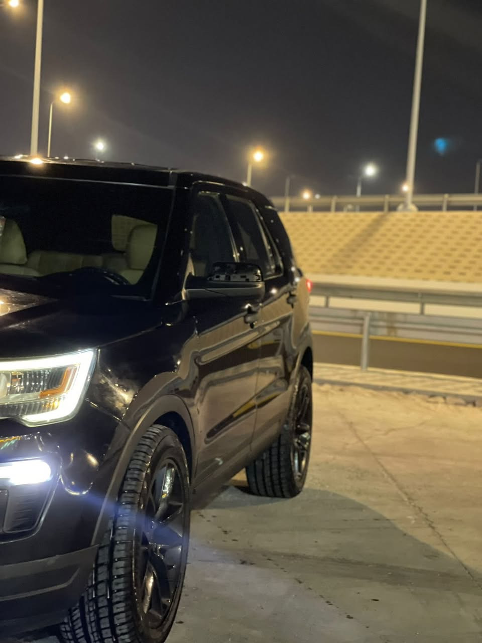 سلام عليكم فورد اكسبلور للبيع مديل 2019 بوليسي وارد امريكي صور حادث مرفقه بل منشور رقم بصره تحويل ثاني يوم سياره حلوه مابيه نقص تخم تاير حداده مكانه البصره السعر 145 رقم الهاتف ***********
