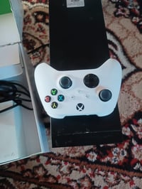 XBOX سيريس S • نضيف • كارتونته كاملة