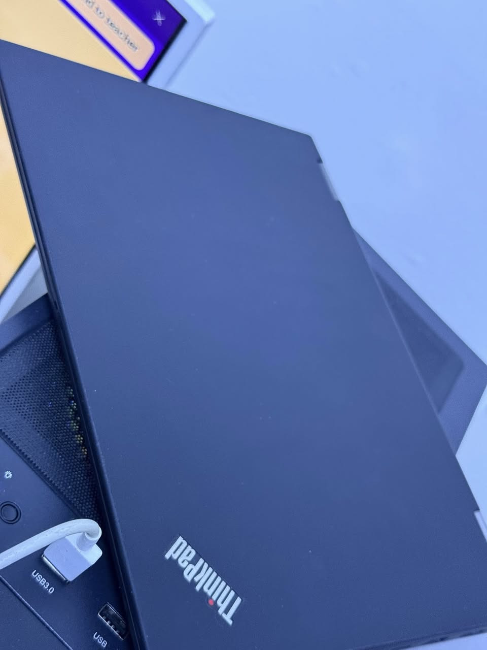 لابتوب  Think pad موصفات                             المواصفات cori5 الجيل الثامن                                       Ram 8 كيكا 
SSD كيكا 256 
شاشة 360لمس FHD
كيبورد عربي انكليزي 
Windos 10 اصلي 
كرت شاشة مدمج 
شحن Type-C
النضافة ٩٠ %
السعر 350 الف 
التواصل 0775900380


**إذا كنت صاحب هذا الإعلان وتريد حذفه لأي سبب، رجاءا أرسل رسالة إلى الدعم الفني**