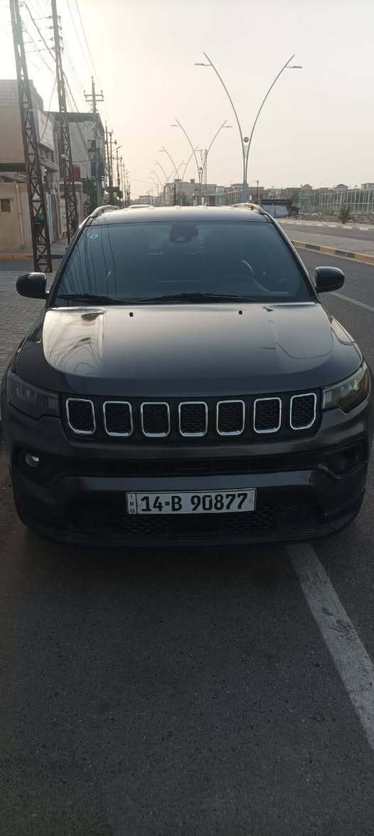 السلام عليكم
جيب كومباس لايتود سبورت
وارد امريكي  
موديل ٢٠٢٣ بصره
محرك ٢٠٠٠ تيربو
دفع رباعي ثلاثه انظمه قياده وكثير من المواصفات
ماشيه ٤٣٠٠٠كم
الايرباك سليم ١٠٠٪
مكانها البصره/حي المهندسين/باسمي
سعرها ١٥٩
رقم الشاصي موجود بالصور وشوف حادثها
واتساب: ***********
