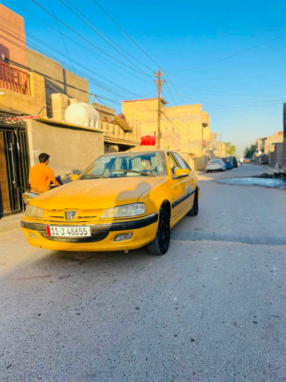 سلام عليكم بيجو بارص ٢٠١٥للبيع بسمي تحويل ثاني يوم سياره جاهزه كلشي مابيه بس دبل الخلفي والأمامي واكف وكلشي مابيه بعد خير من الله السياره ضربه بس بل الهلال اليسره علا كد شبر والباقي كلشي مابيه لا ضربه ولا صبغ كير ومكينه خير من الله وتبريد شغال السعر ٤٠وبيه مجال للطيبين للتواصل العنوان بغداد حي اور ***********
