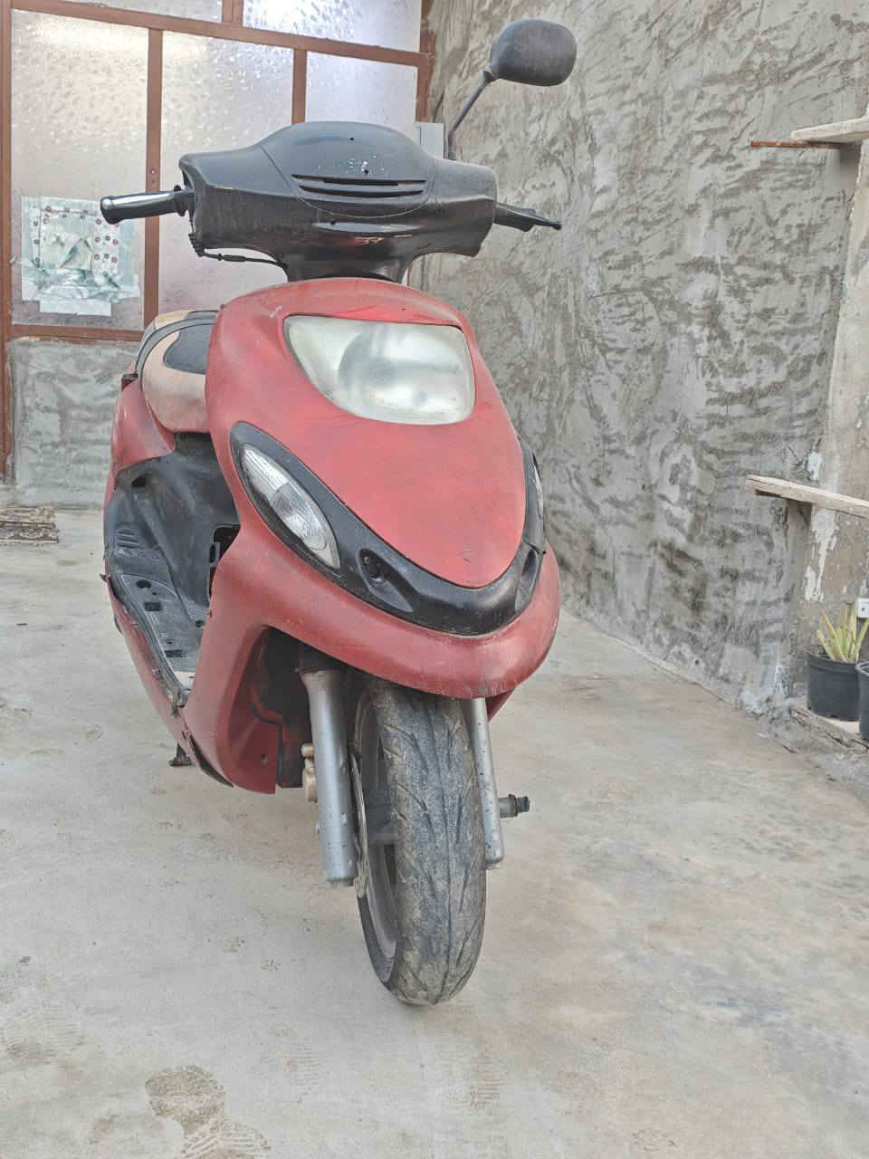 السلام عليكم من رخصة الادمن دراجه فراشه فظائي شغاله جاهزه سلف هندر تايرات كهربائيات باتري جدد السعر ٢٢٥حولي التحرير ***********واتساب مازنجر
