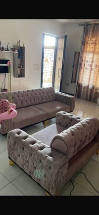 اغراض بيت للبيع بسعر حلو موجودين بالمنصور للتواصل 07730141943