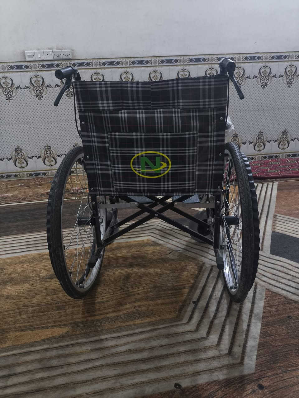 بيع عربانه مامستعمله جديده العنوان بابل سعر125لف رقمي(***********/
