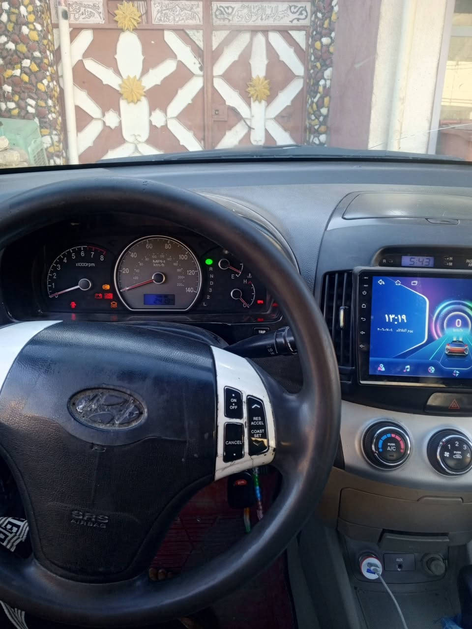 النترا 2009 للبيع رقم انكليزي 85وبيها مجال اصل حمره التفاصيل بالفديو
