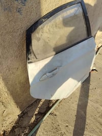 باب خلف سياق اكسنت مضلع كوري للبيع كامل جام مطور 07508492511