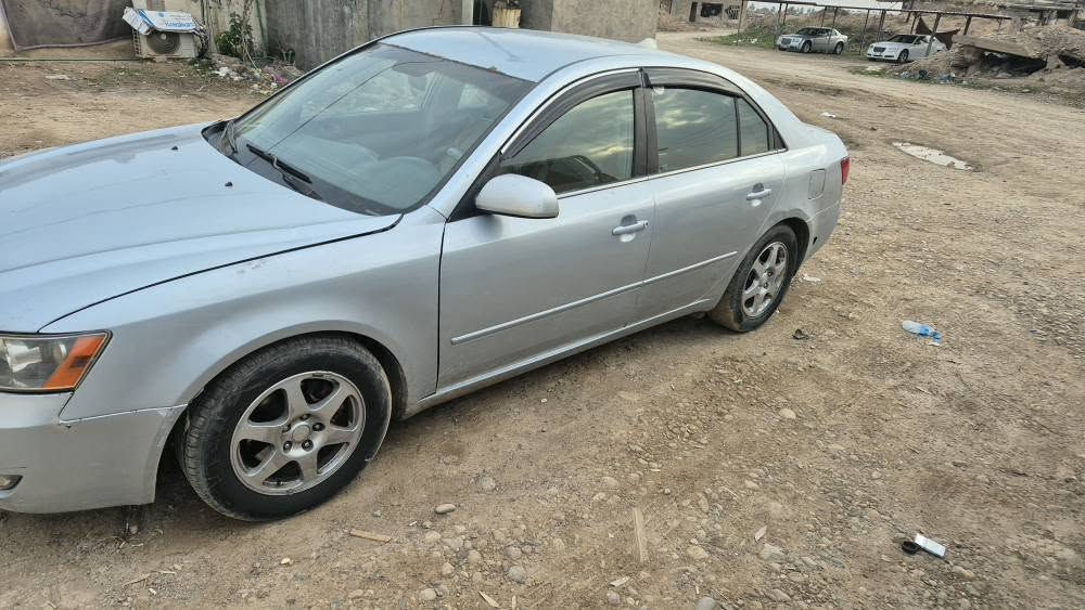 سوناته ٢٠٠٦ رقم بغداد باسمي بيه بس جاملغ امامي بدون داخل محركه ٣.٣ مصبوغه حزام جماليه السياره جاهزه السعر ٧٧ وبيه مجال

*********** 
*********** كربلاء, العراق
